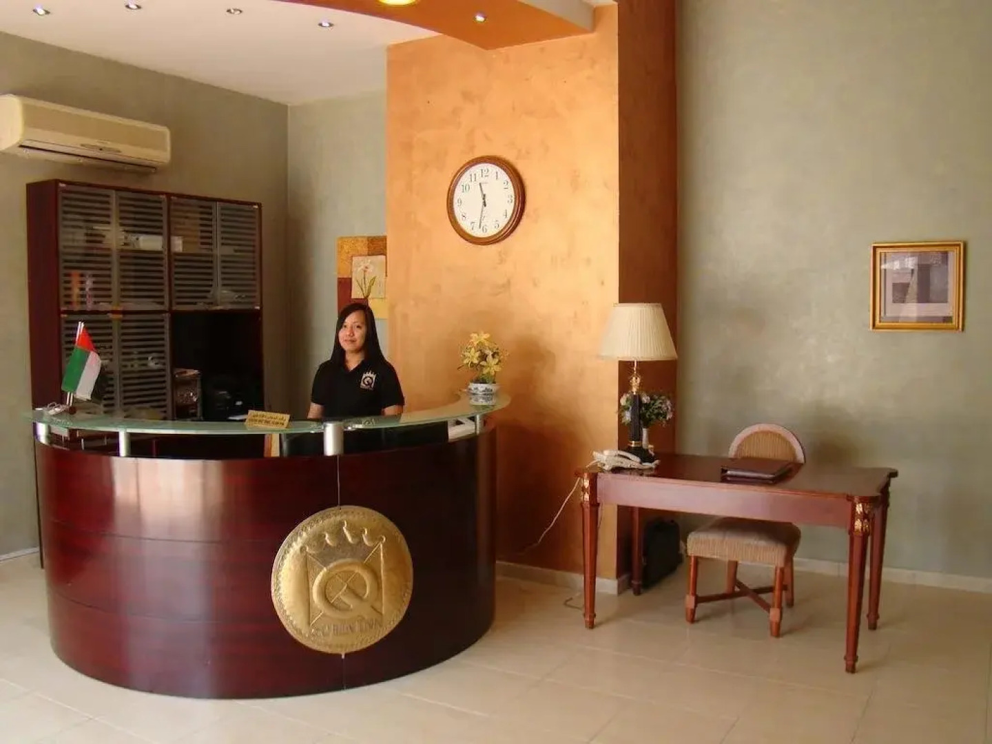 Queen Inn Hotel Apartments