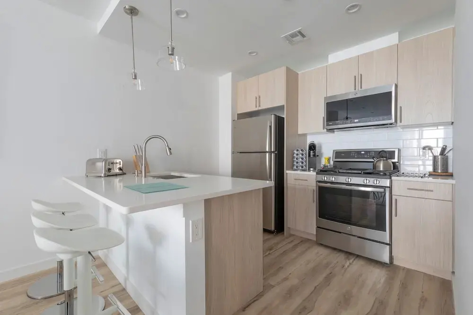 Lavish 3BR Retreat w Private Rooftop Deck Near NYC