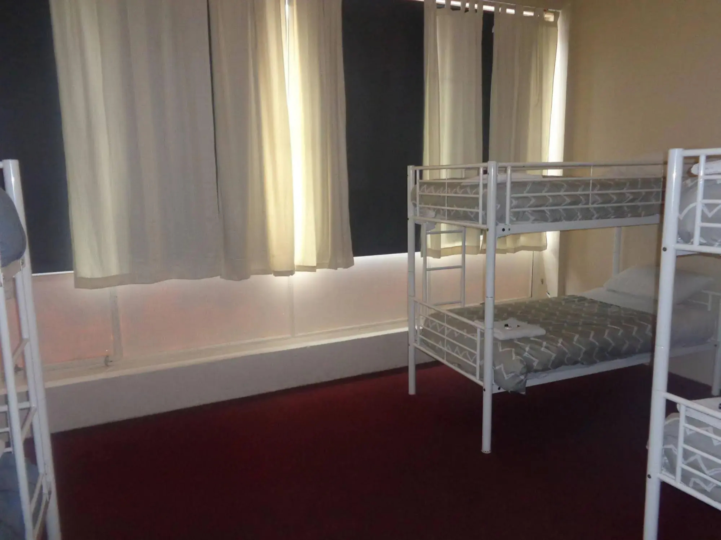 Adelaide Motel & Backpackers
