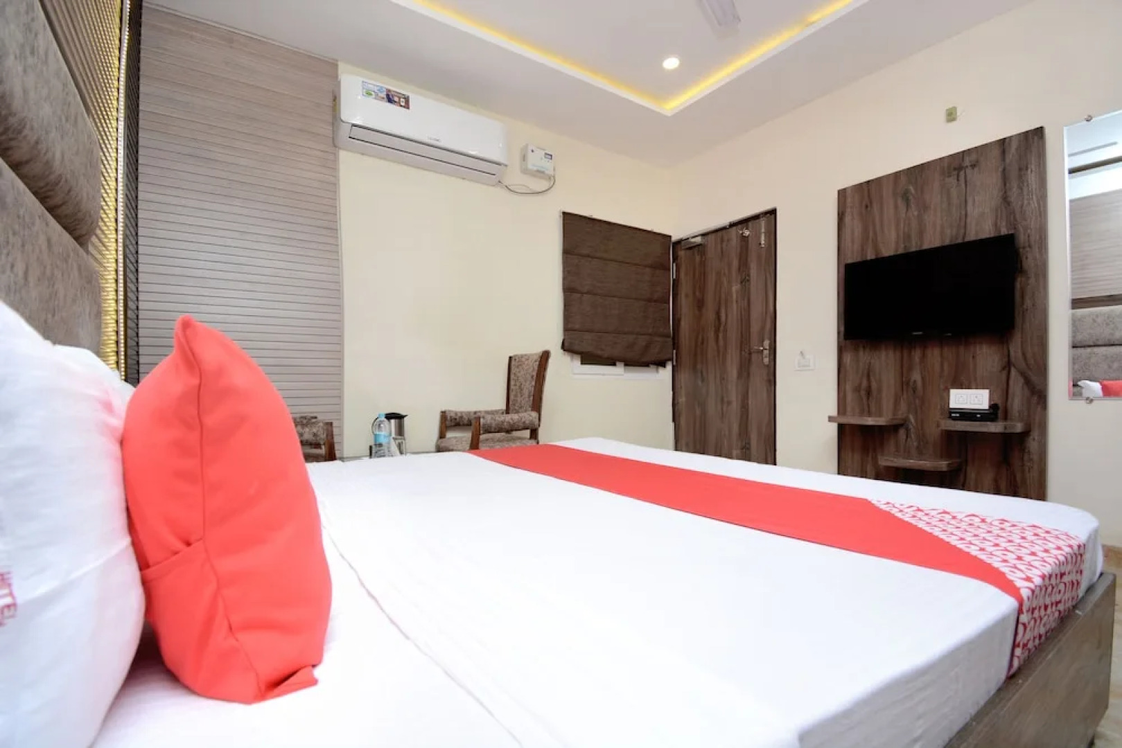 OYO 28335 Hotel Classic