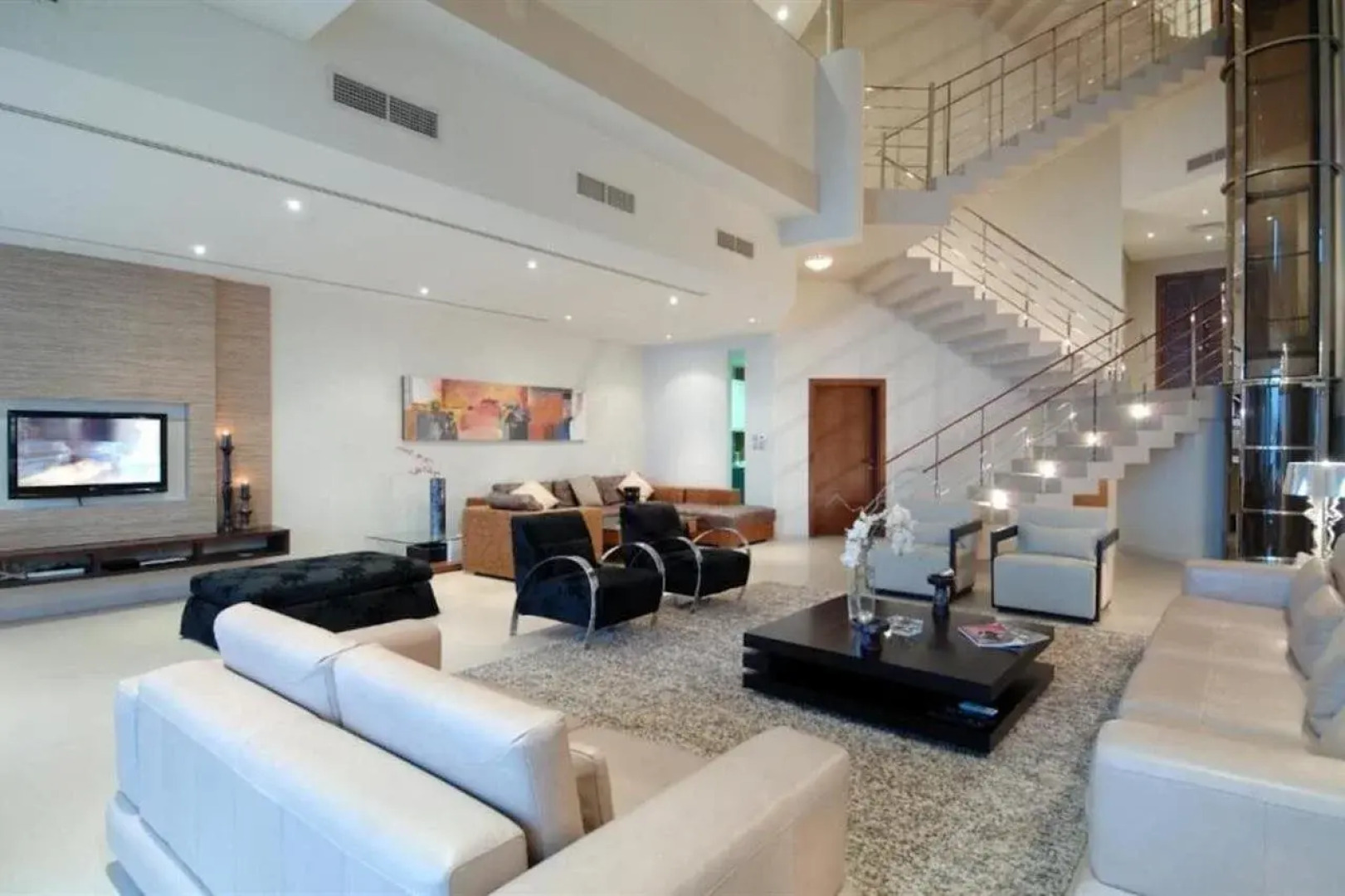 The Dragon Hotel & Resort & Sea Loft Chalets