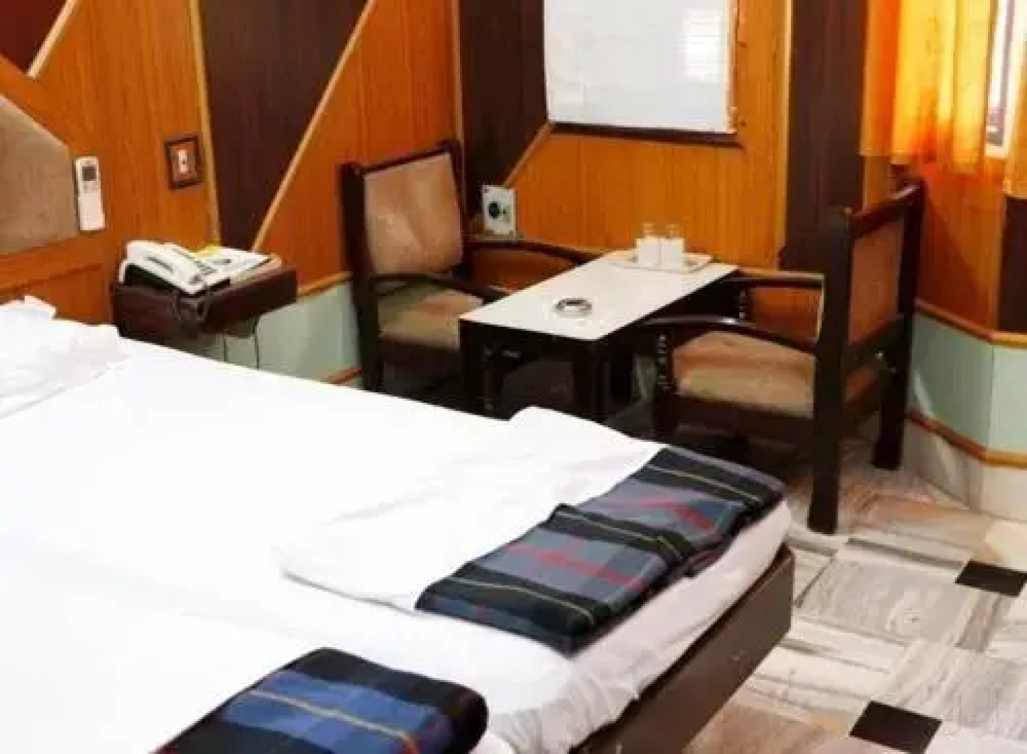 Iroomz Ashoka Comforts