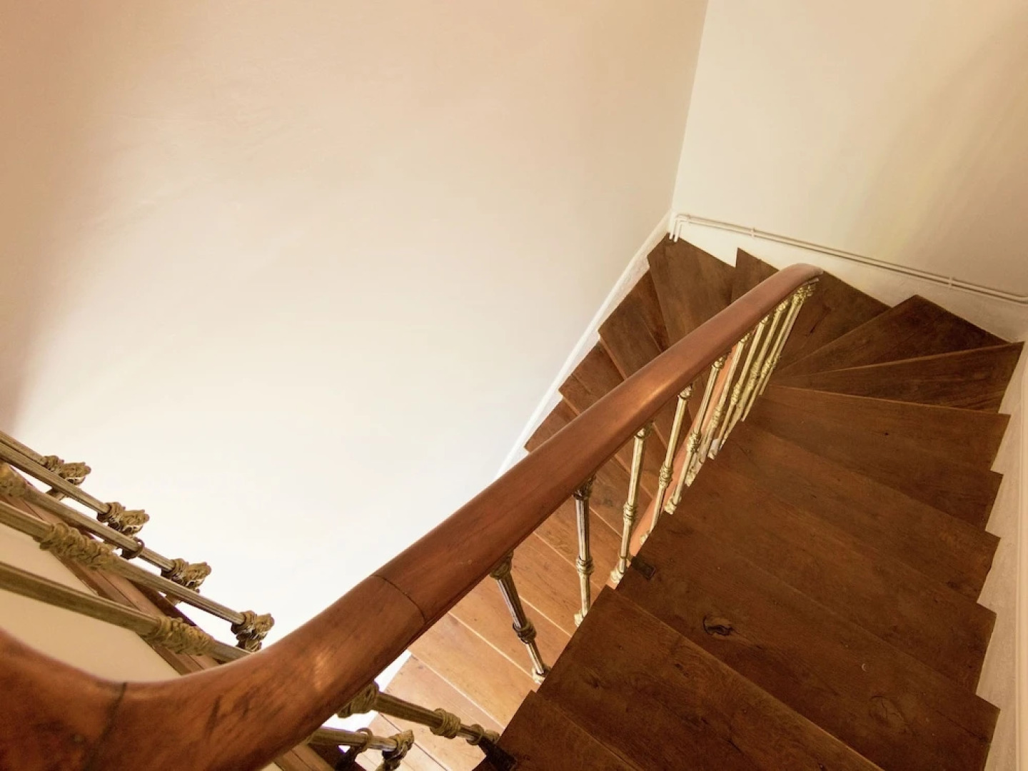 Upscale Mansion in Brouchaud With Views Across Private Pool