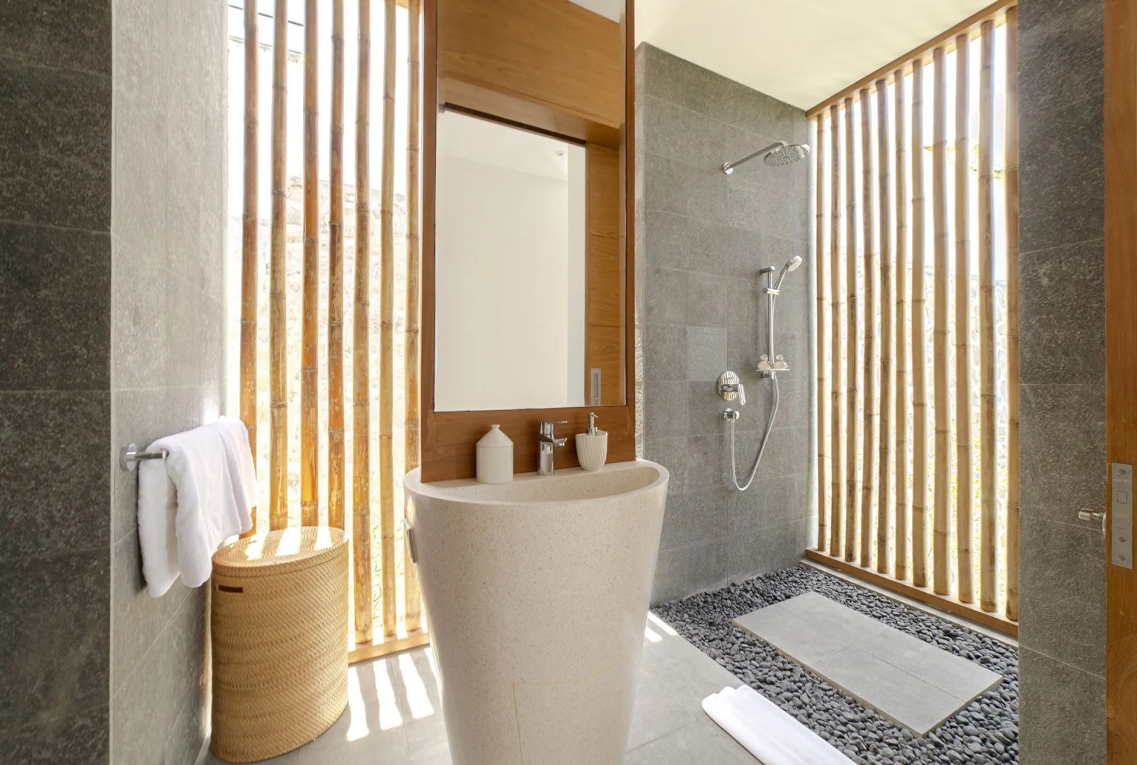 Selong Selo Resort and Residences