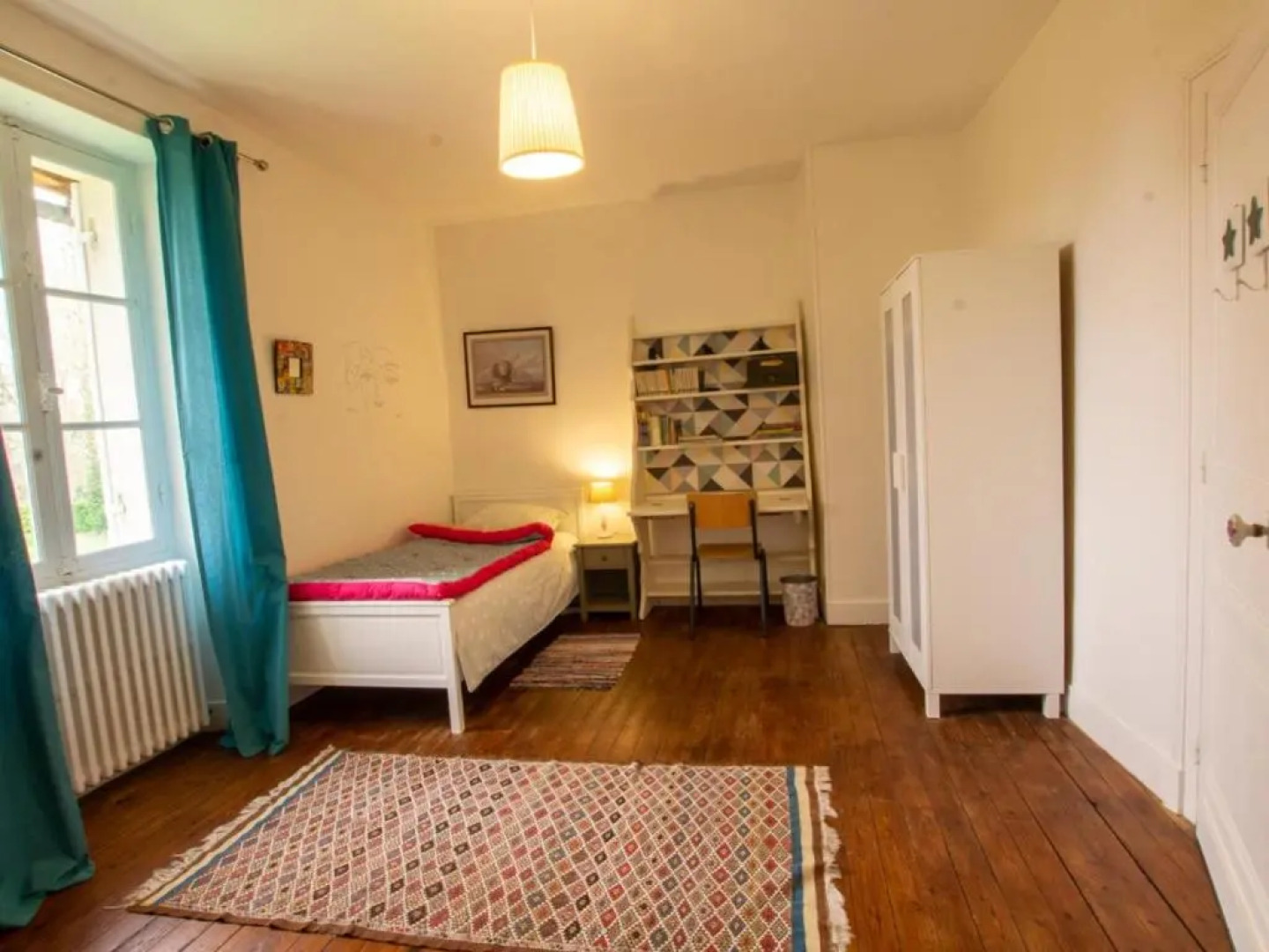 Gîte Annesse-et-Beaulieu, 5 pièces, 8 personnes - FR-1-616-199