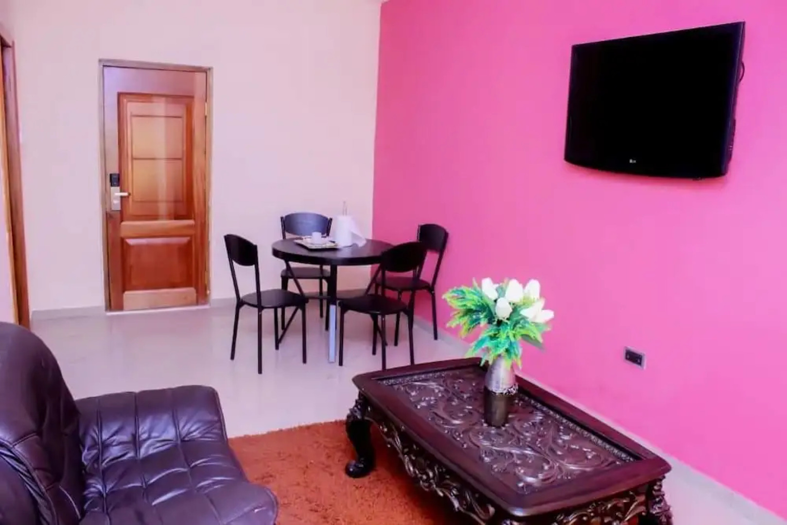 Sheilas Executive Hotel & Lodge