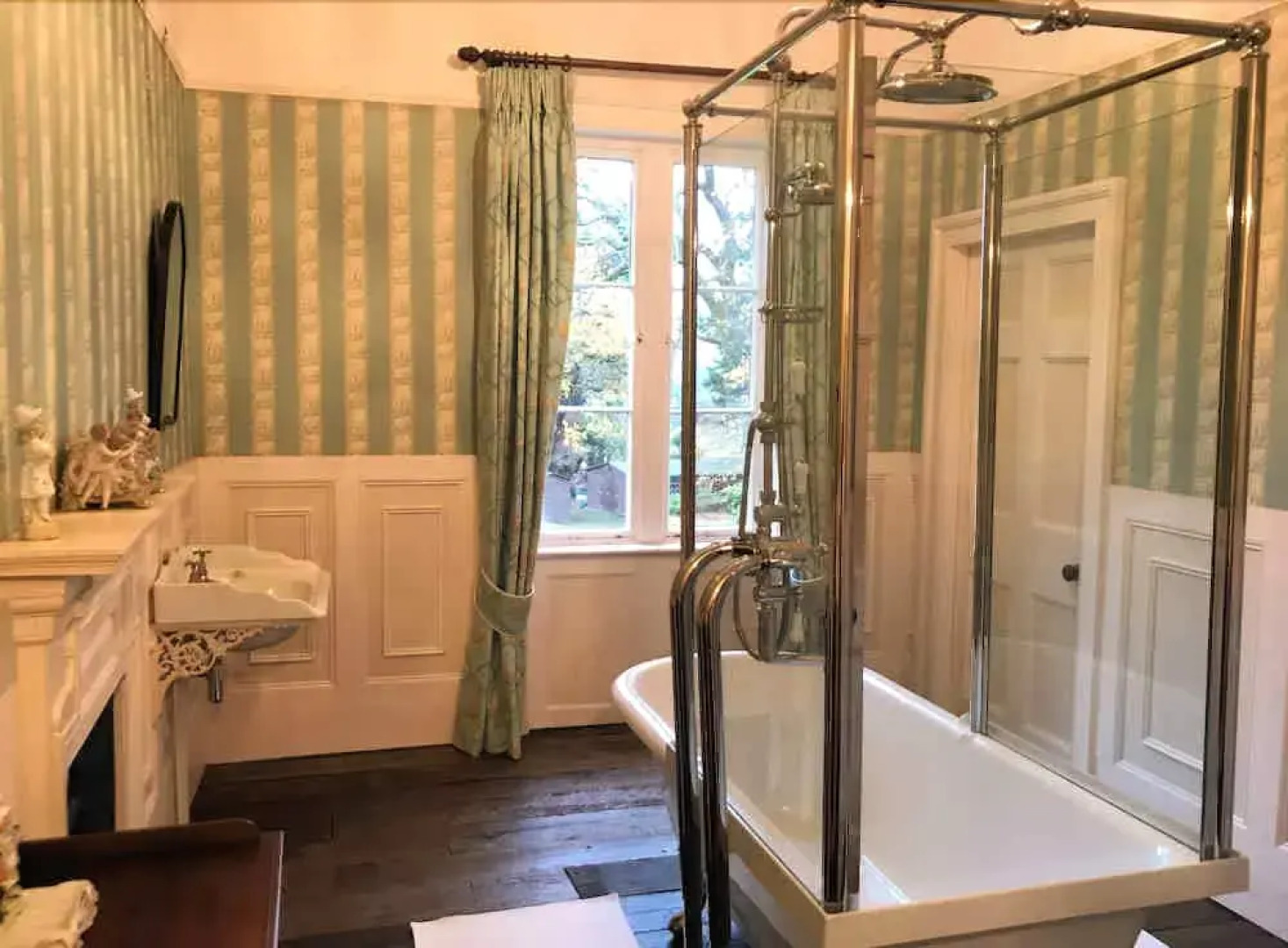 Llangattock Park House