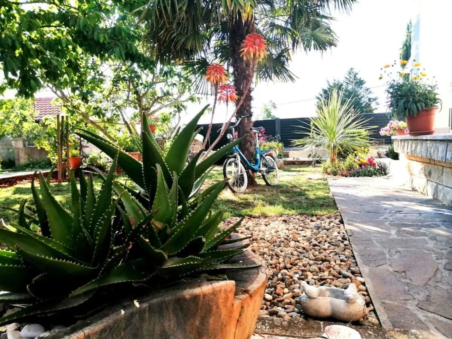 Family Apartment with Spatious Terrace