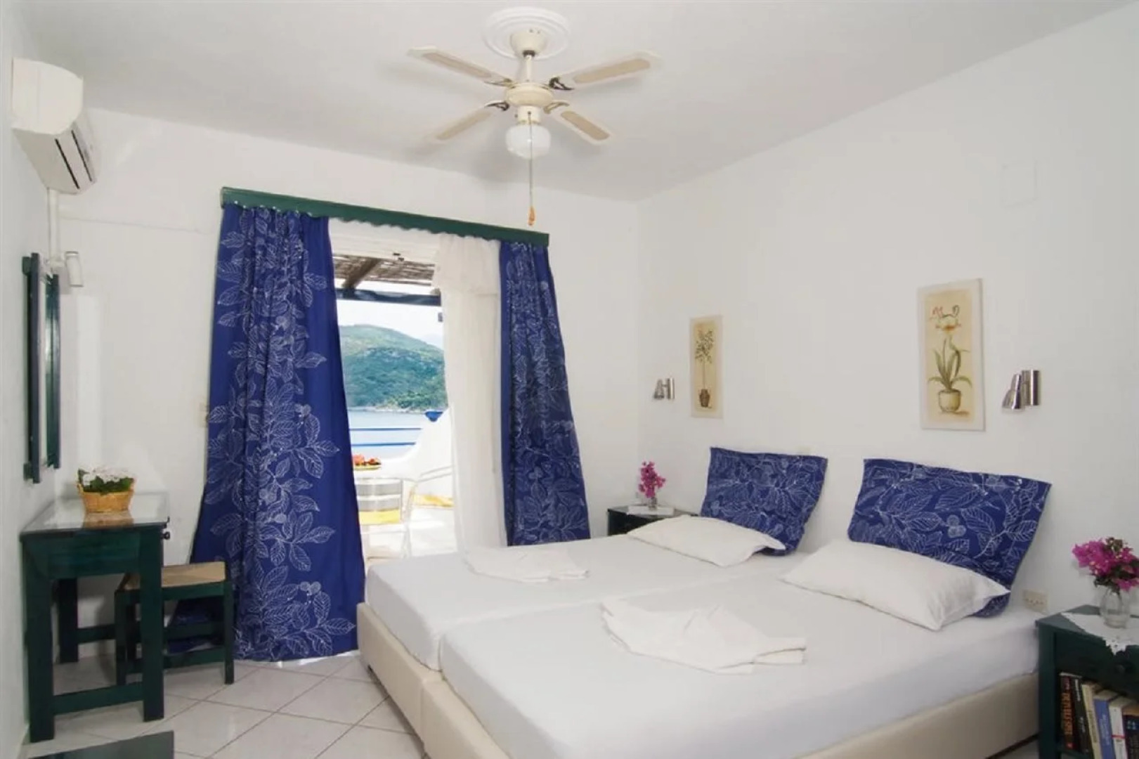 Nafsika Sea View Apartments