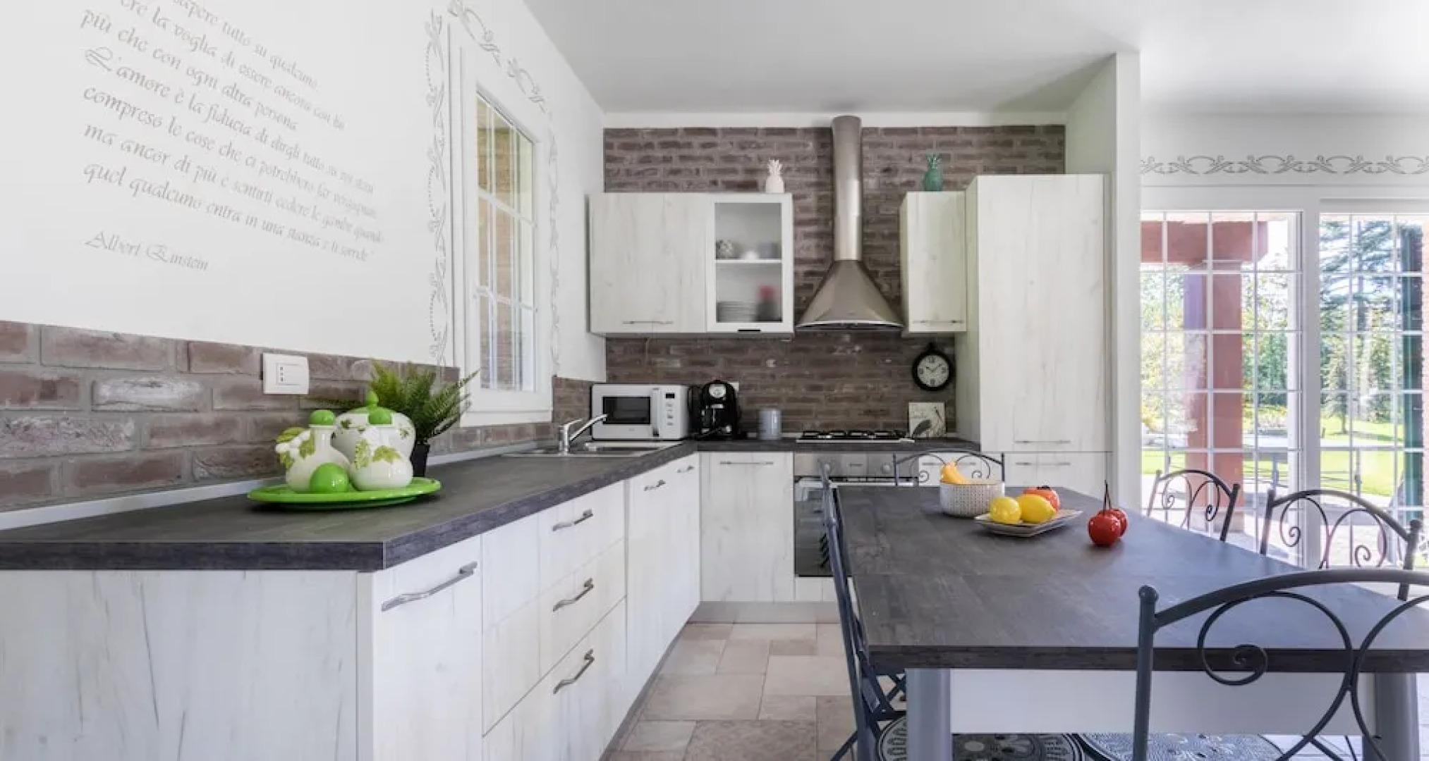 JOIVY MAS Avilo Villa Bobbio