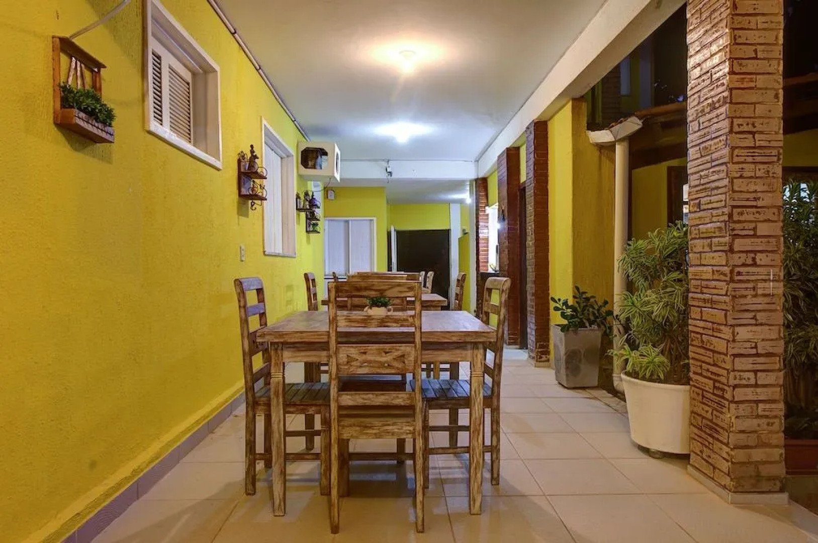 Casa amarela Porto das Dunas p Carpediem