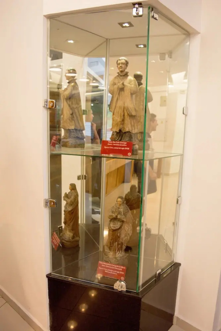 De la Trinidad Hotel