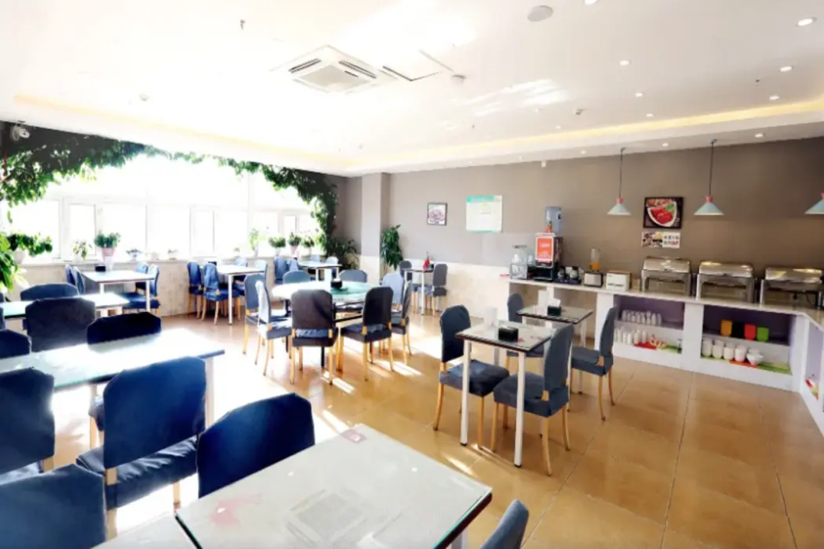 Homeinn Hotel (Hunchun International Passenger Station)