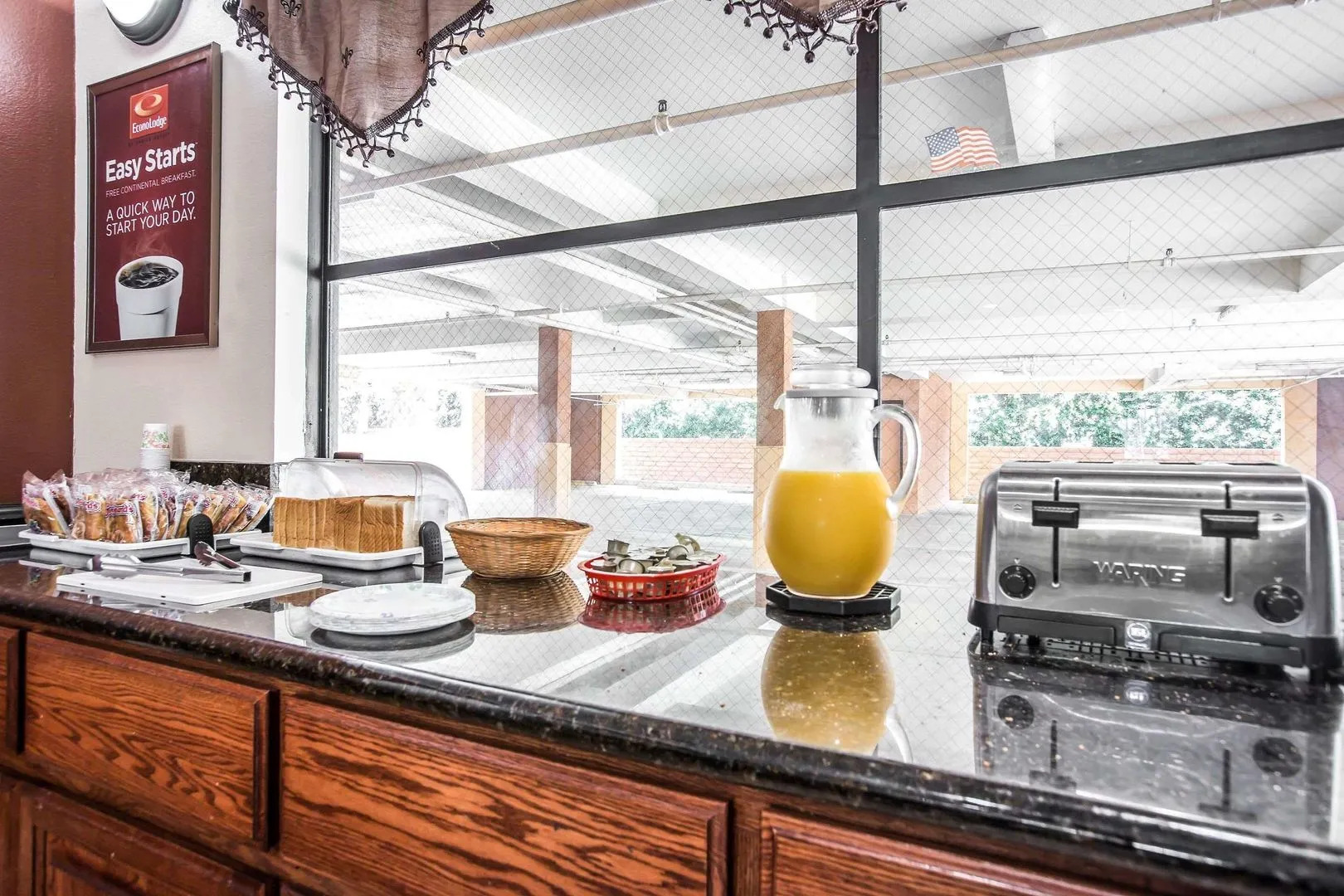 Pico Rivera Inn and Suites