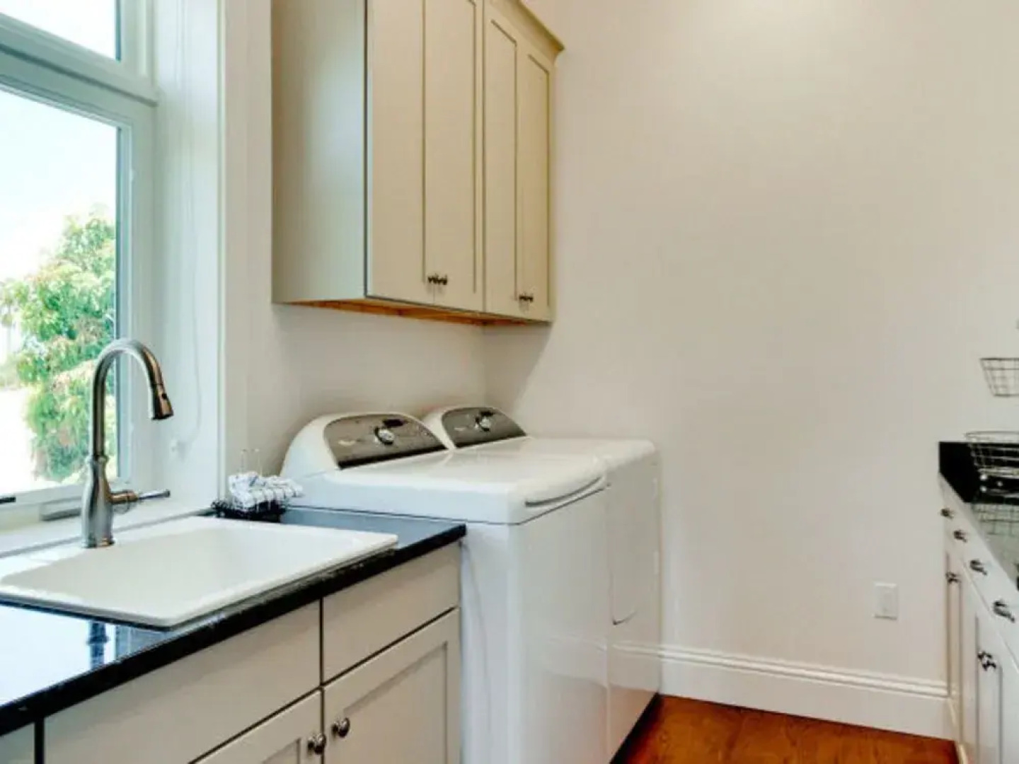 Casa Bonita 230 Oak Avenue