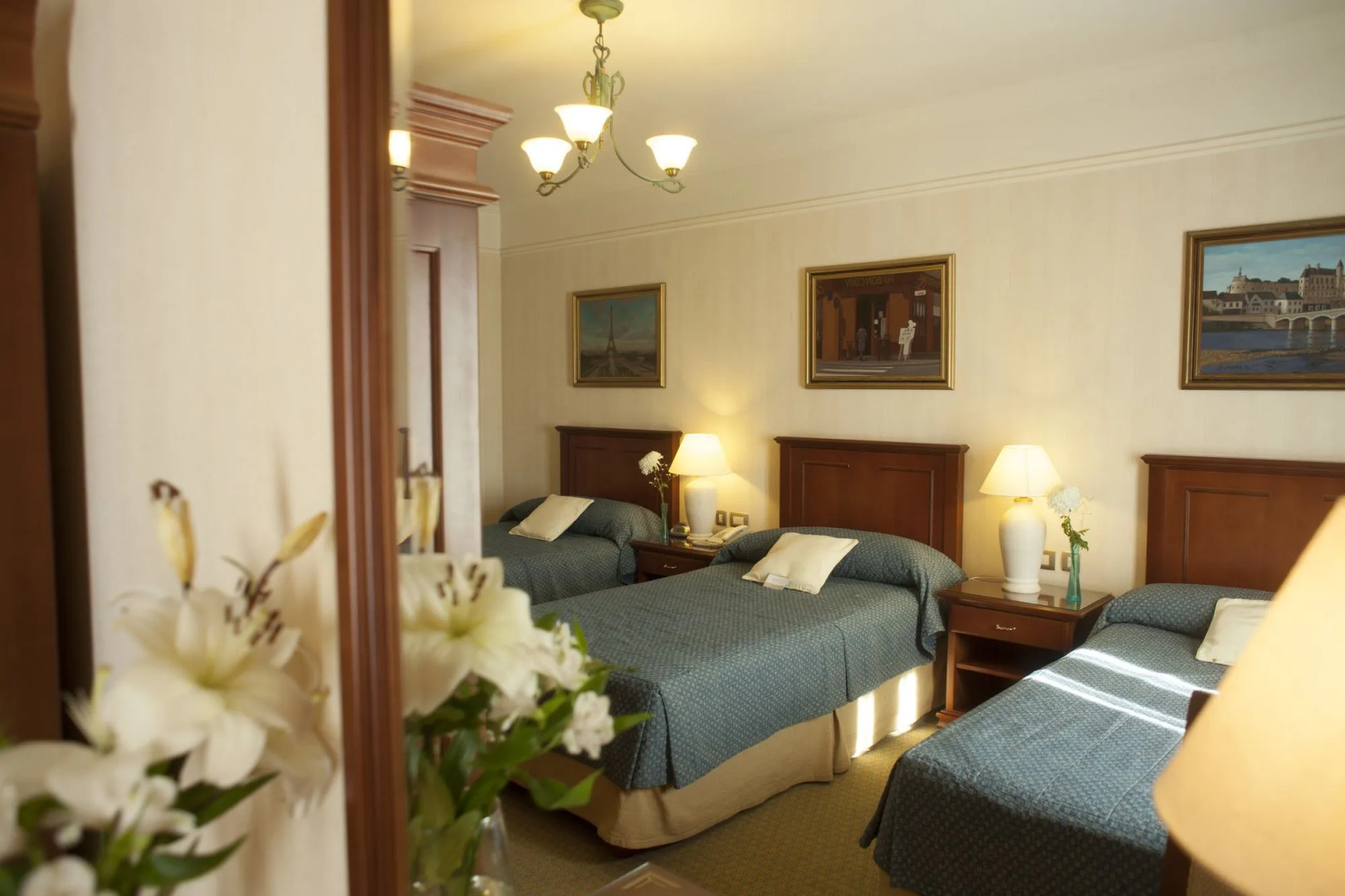 Epic Hotel Villa Mercedes