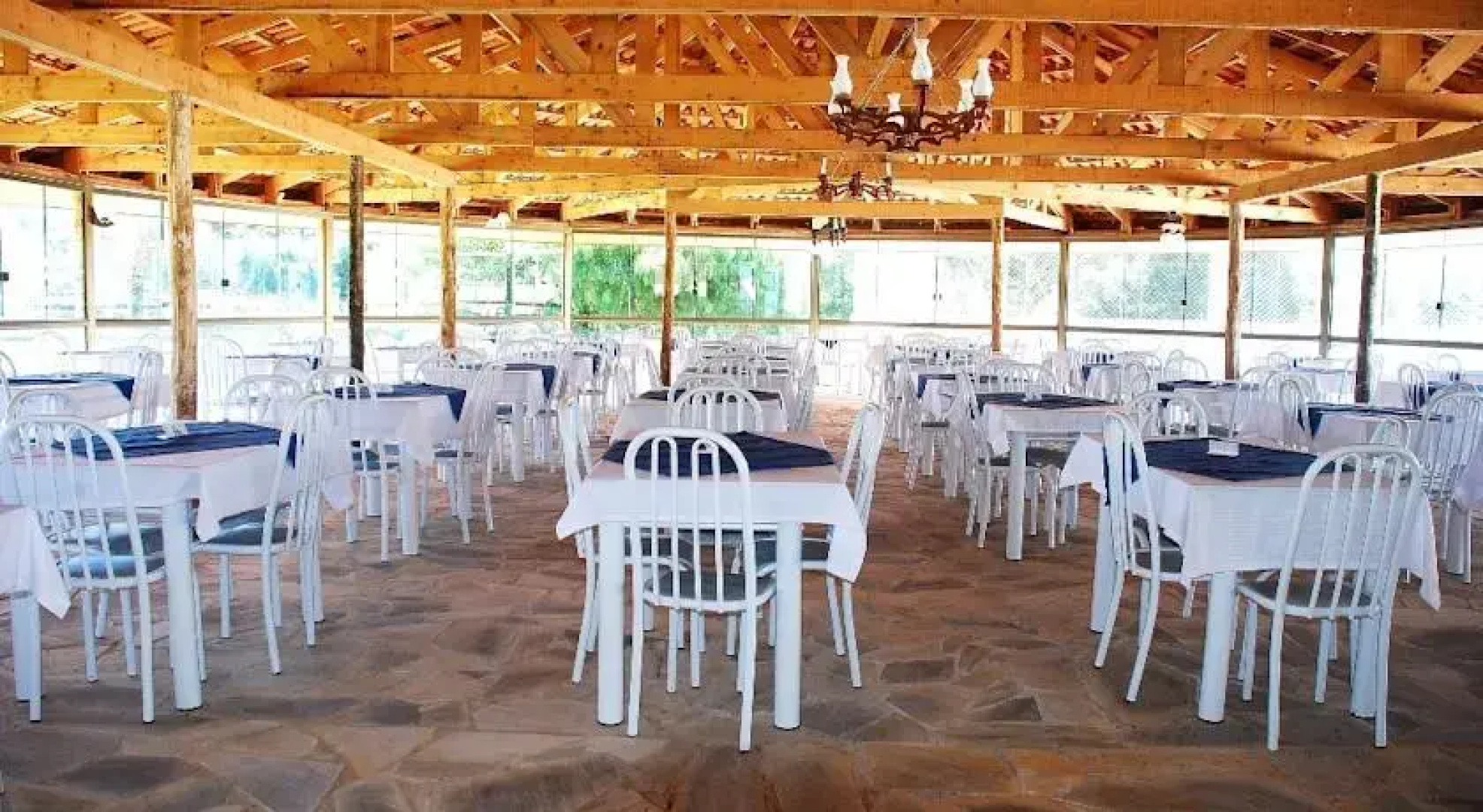 Hotel Fazenda Cisne Branco