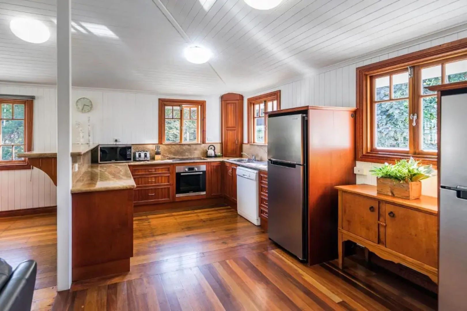 Island Adventure Holiday House