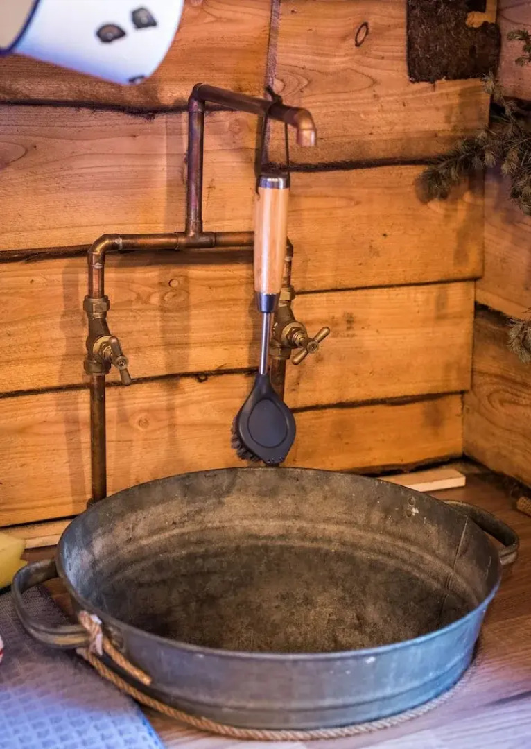 James Place @ Pontmorlais