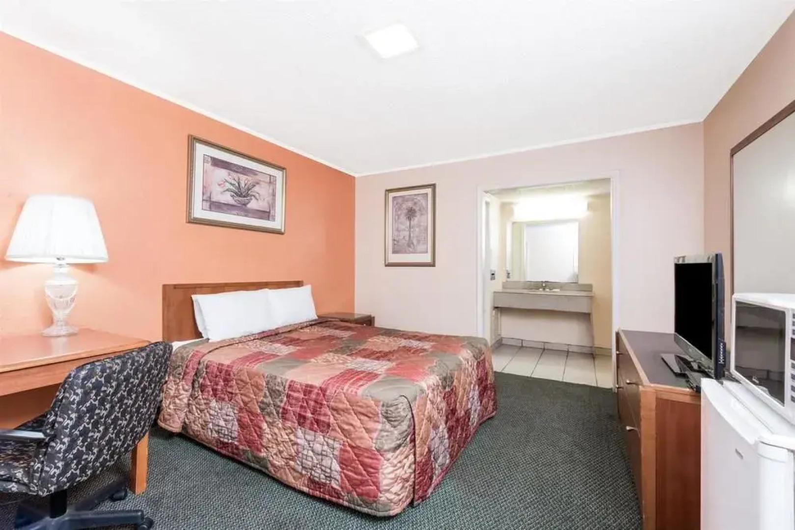 Knights Inn Lake Charles