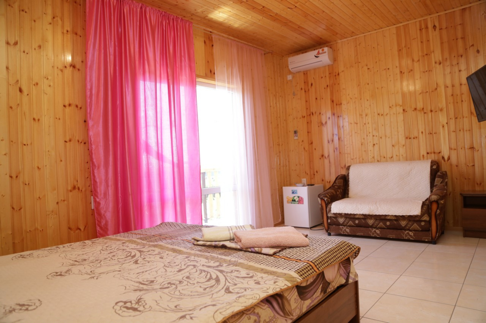 Gostevoj dom Zolotaja rybka