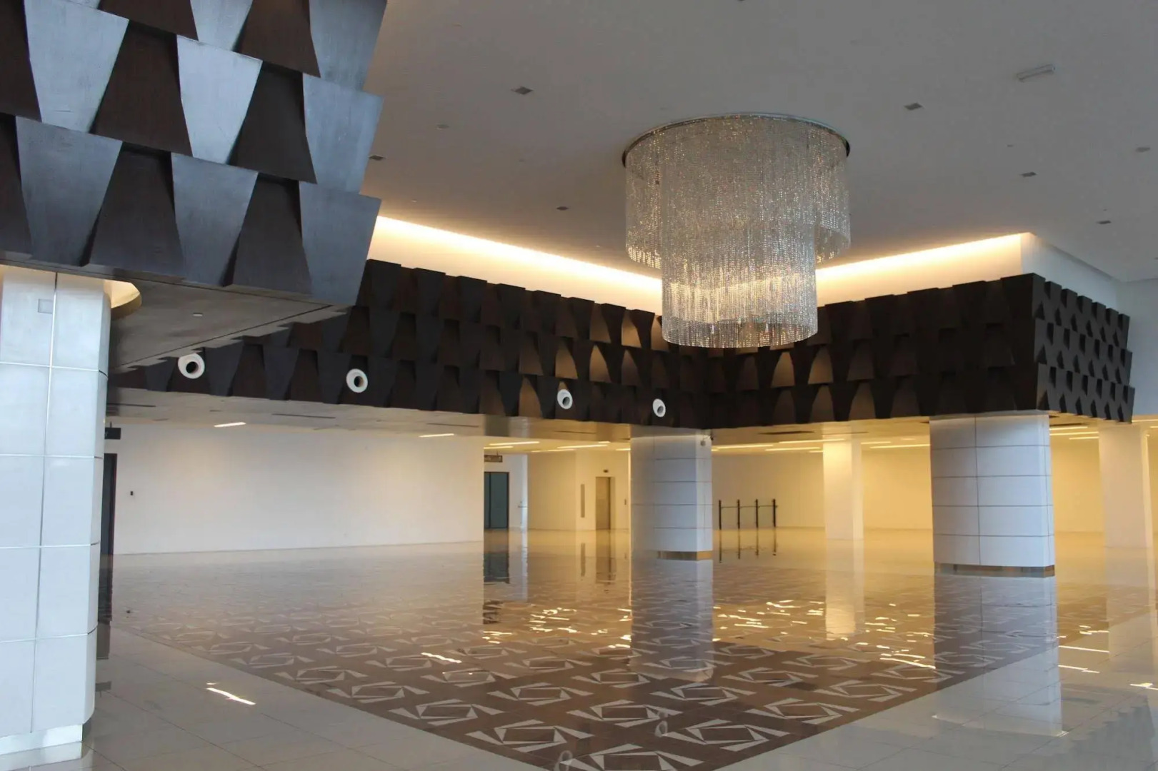 De Houz - Trefoil Setia Alam Home Stay