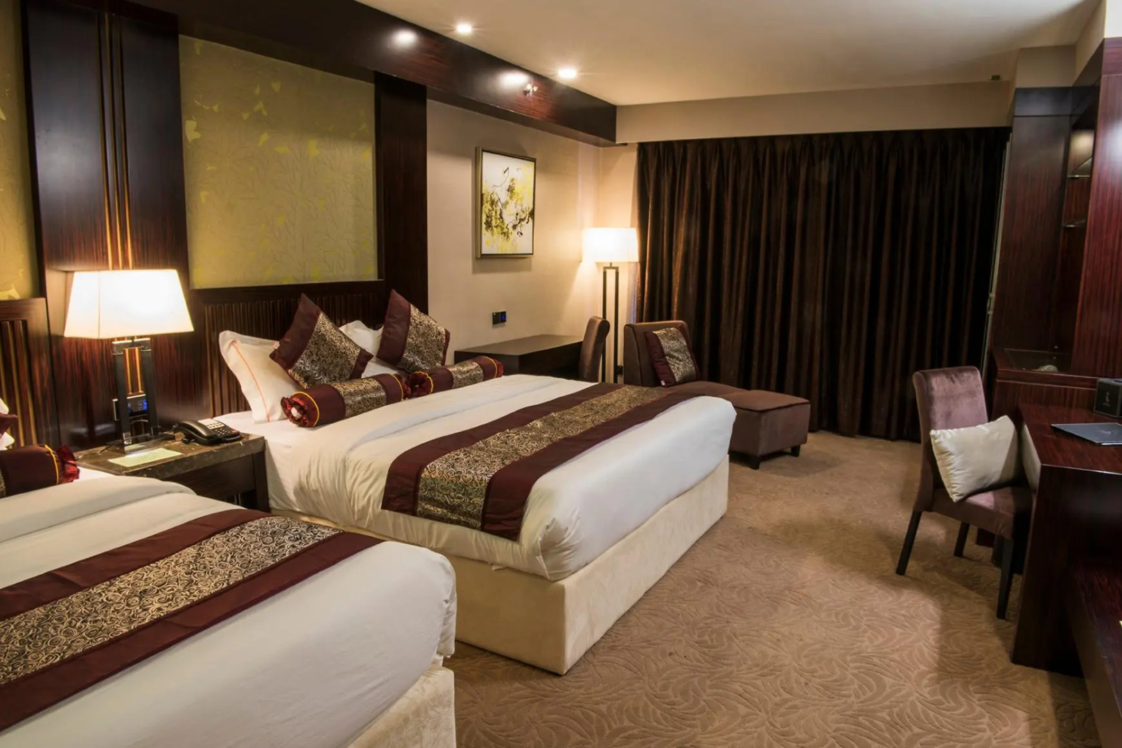 Royale Signature Hotel