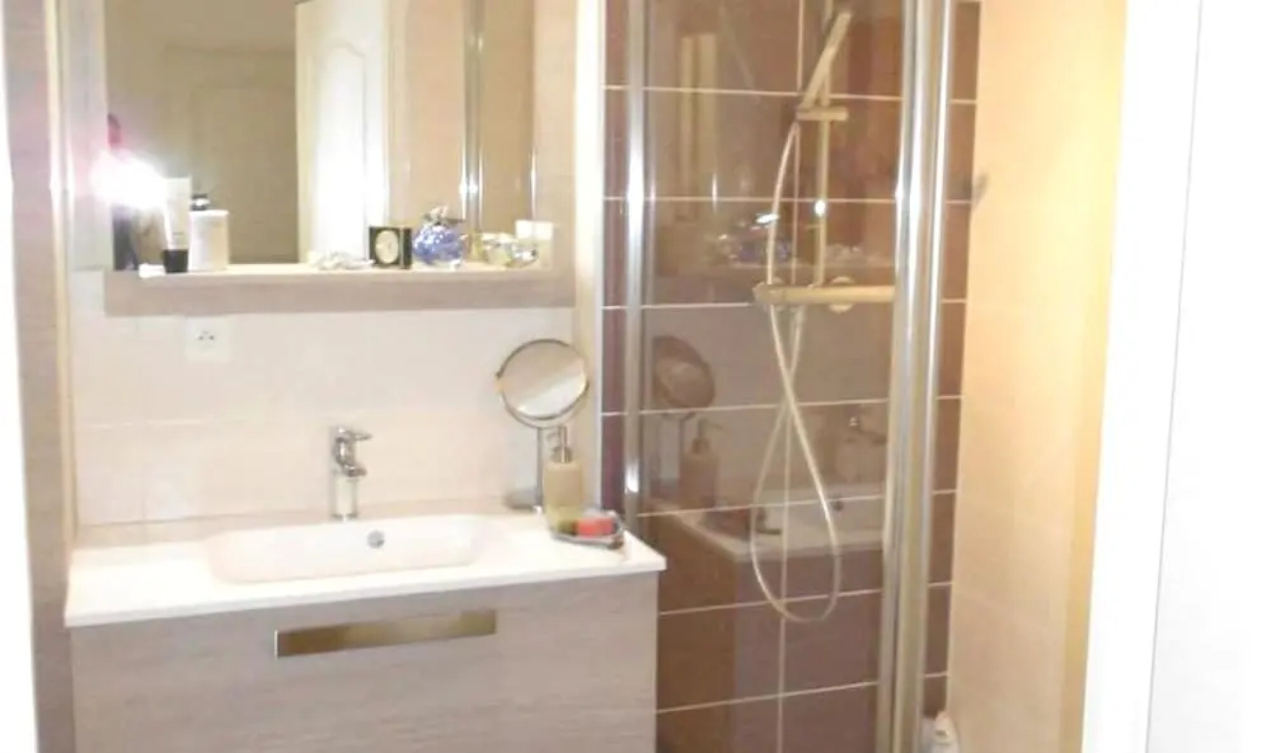 House With one Bedroom in Treigny, With Enclosed Garden