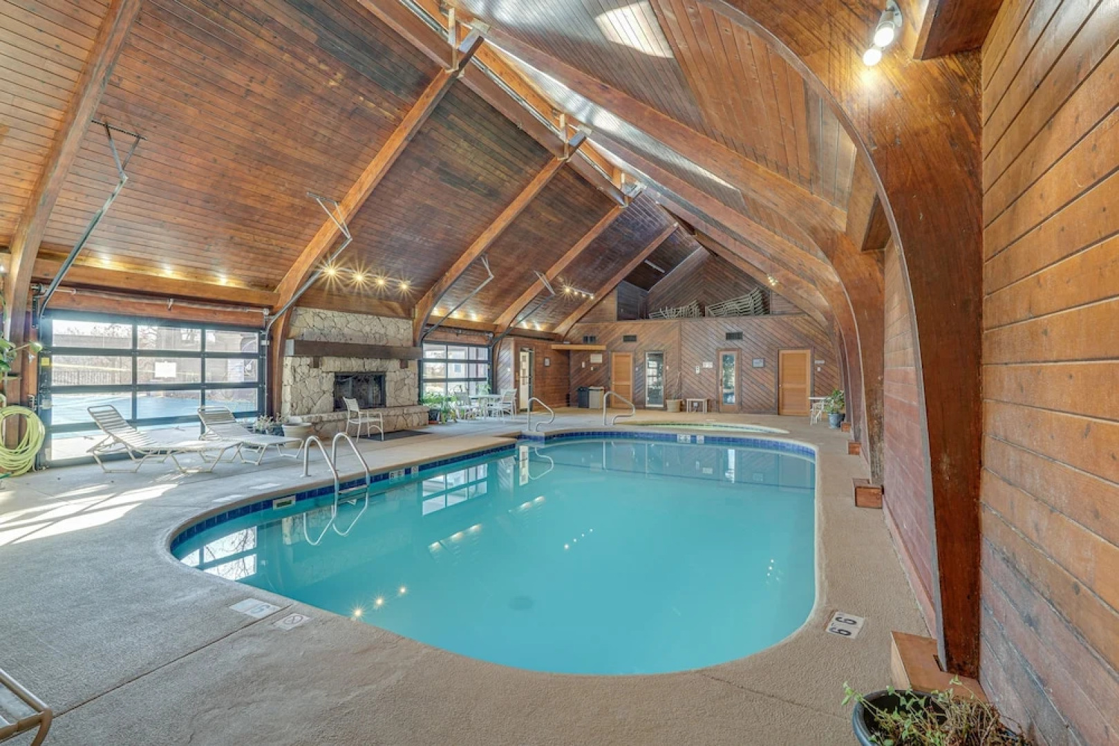 Osage Beach Condo w/ Indoor Pool & Lake View!