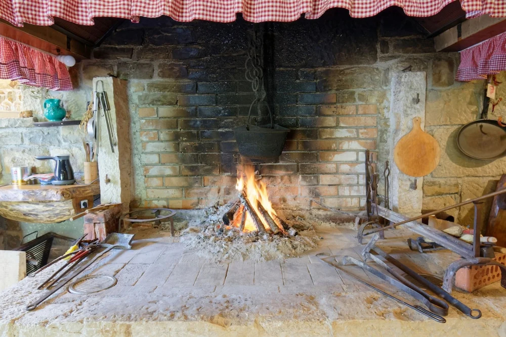 Casa Mira - Two Bedroom Holiday Home with Pool