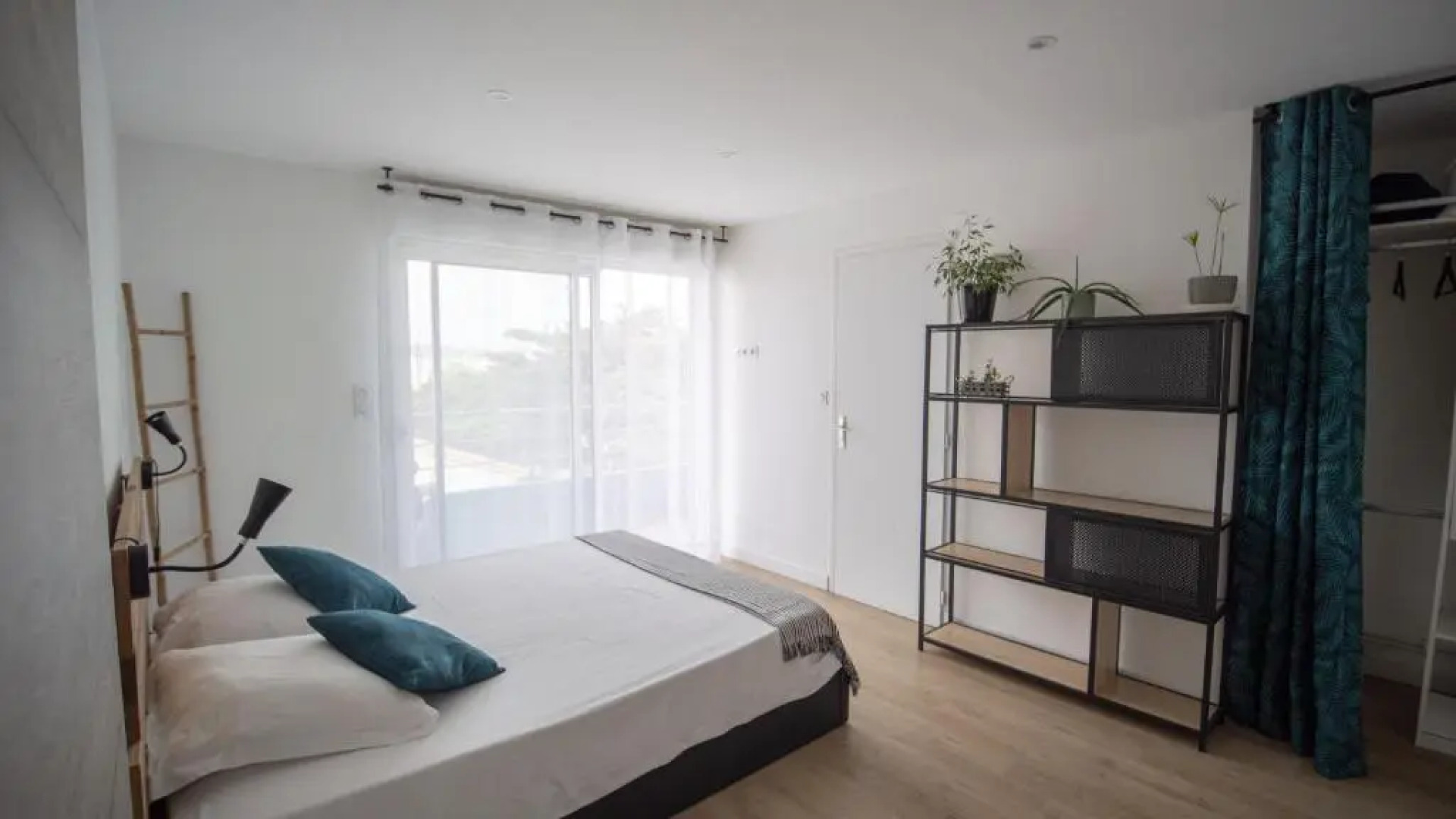 Beau Soleil by J.B T2 Standing