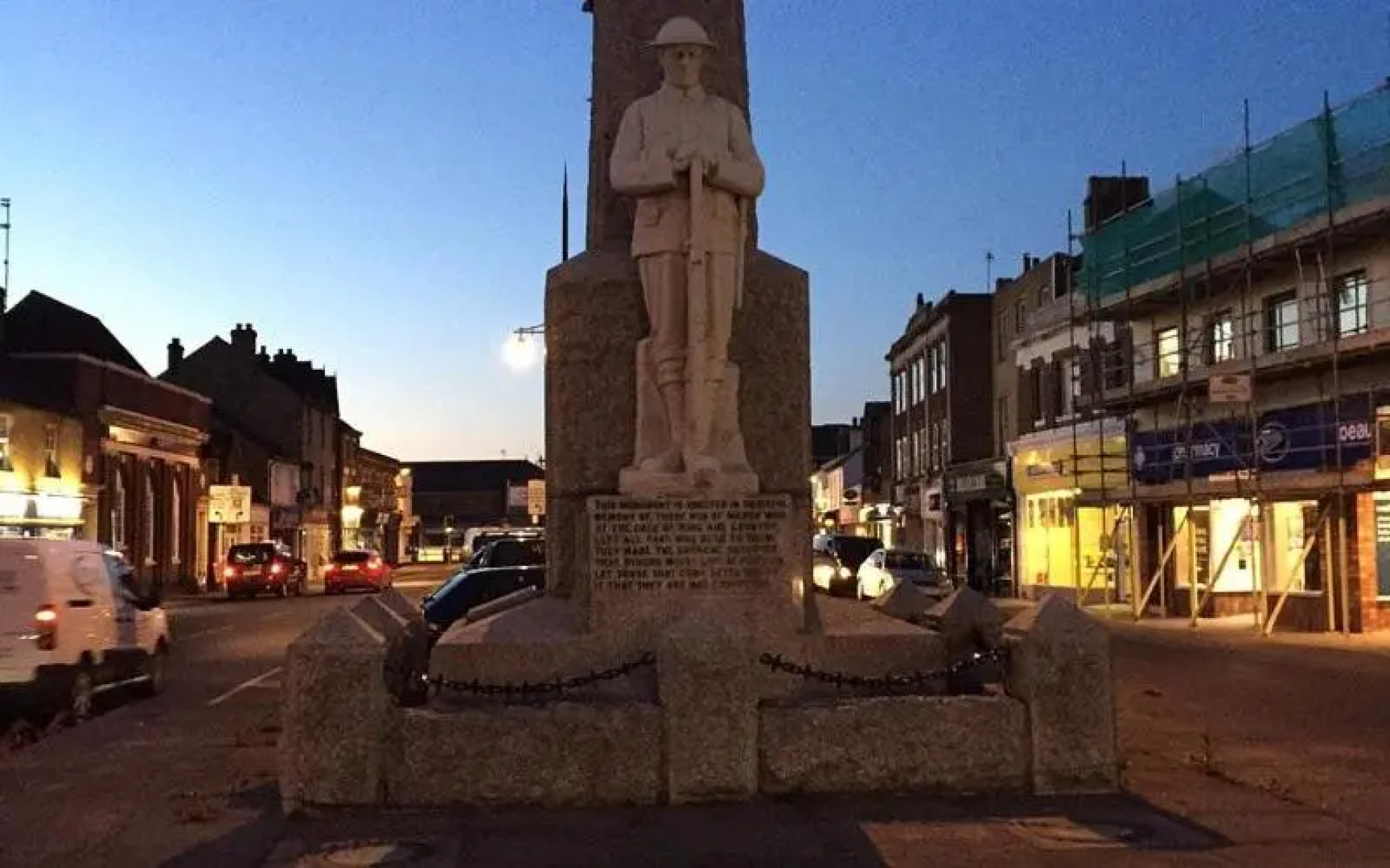 Unique One Bed Contemporary Bungalow Town Centre