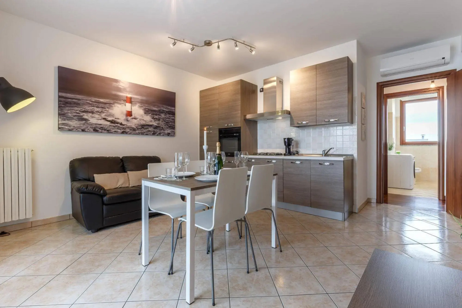 Suitelowcost - Limbiate Studio