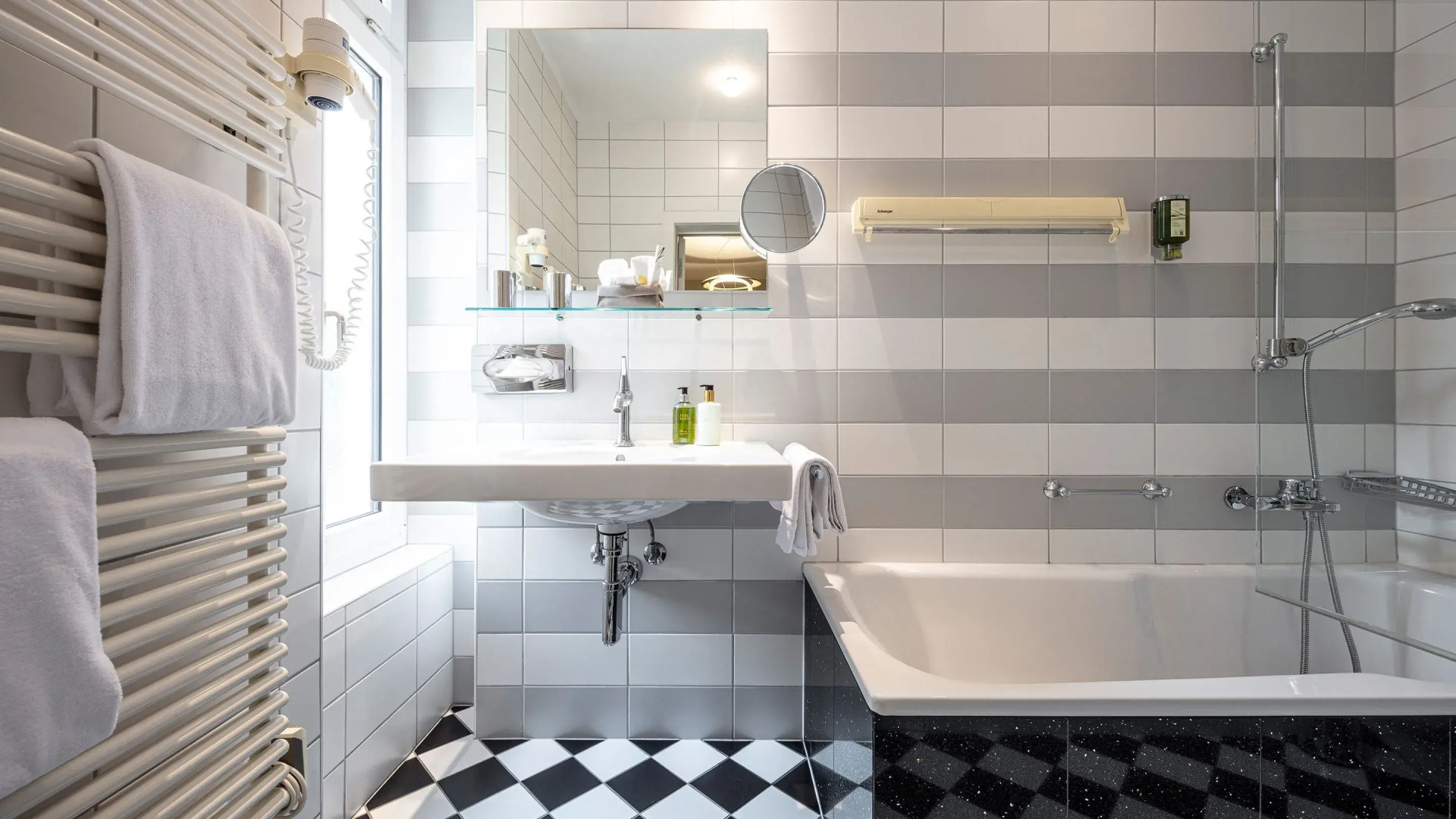 Hotel Belvedere Scuol