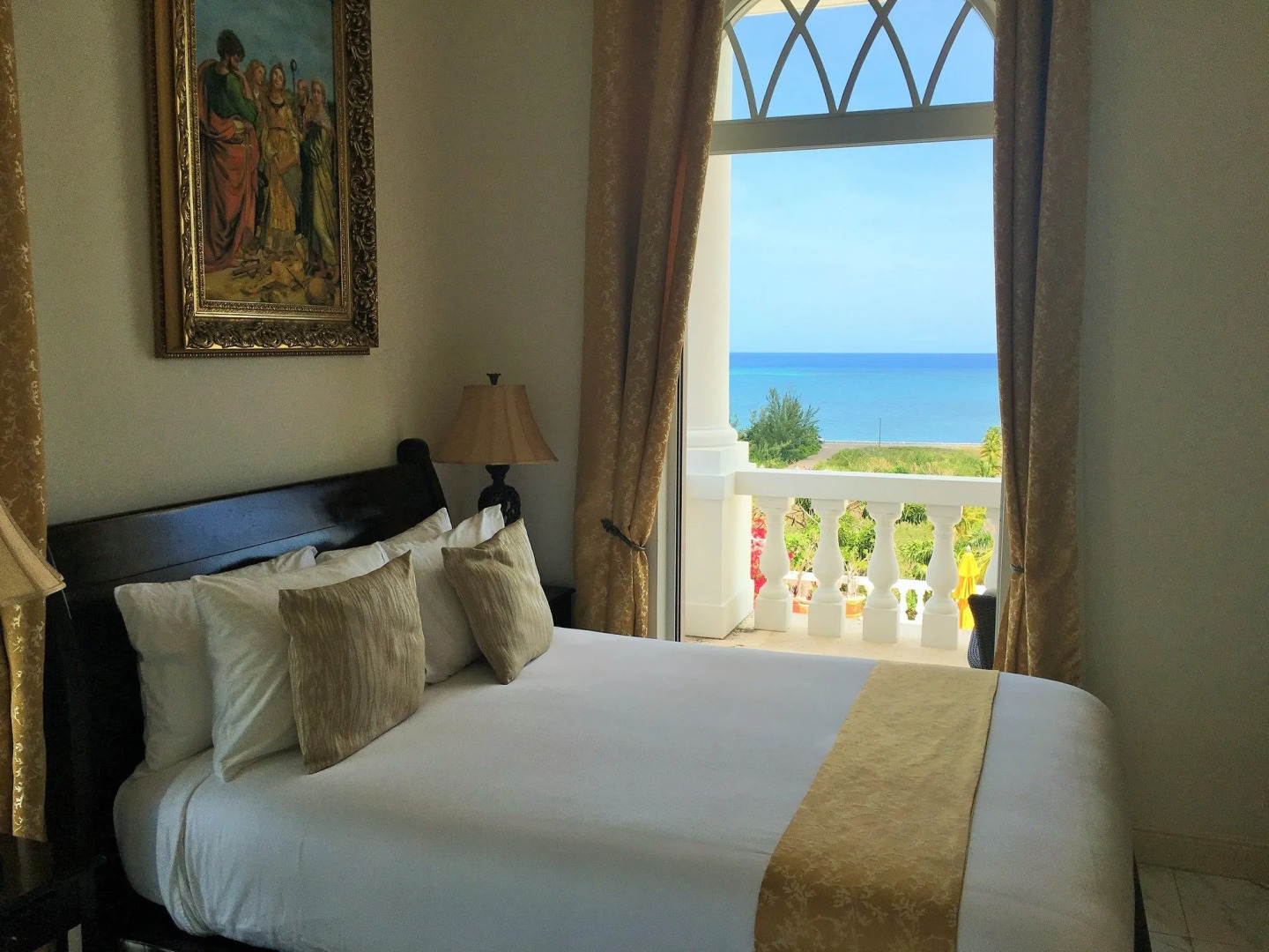 Ocean West Boutique Hotel