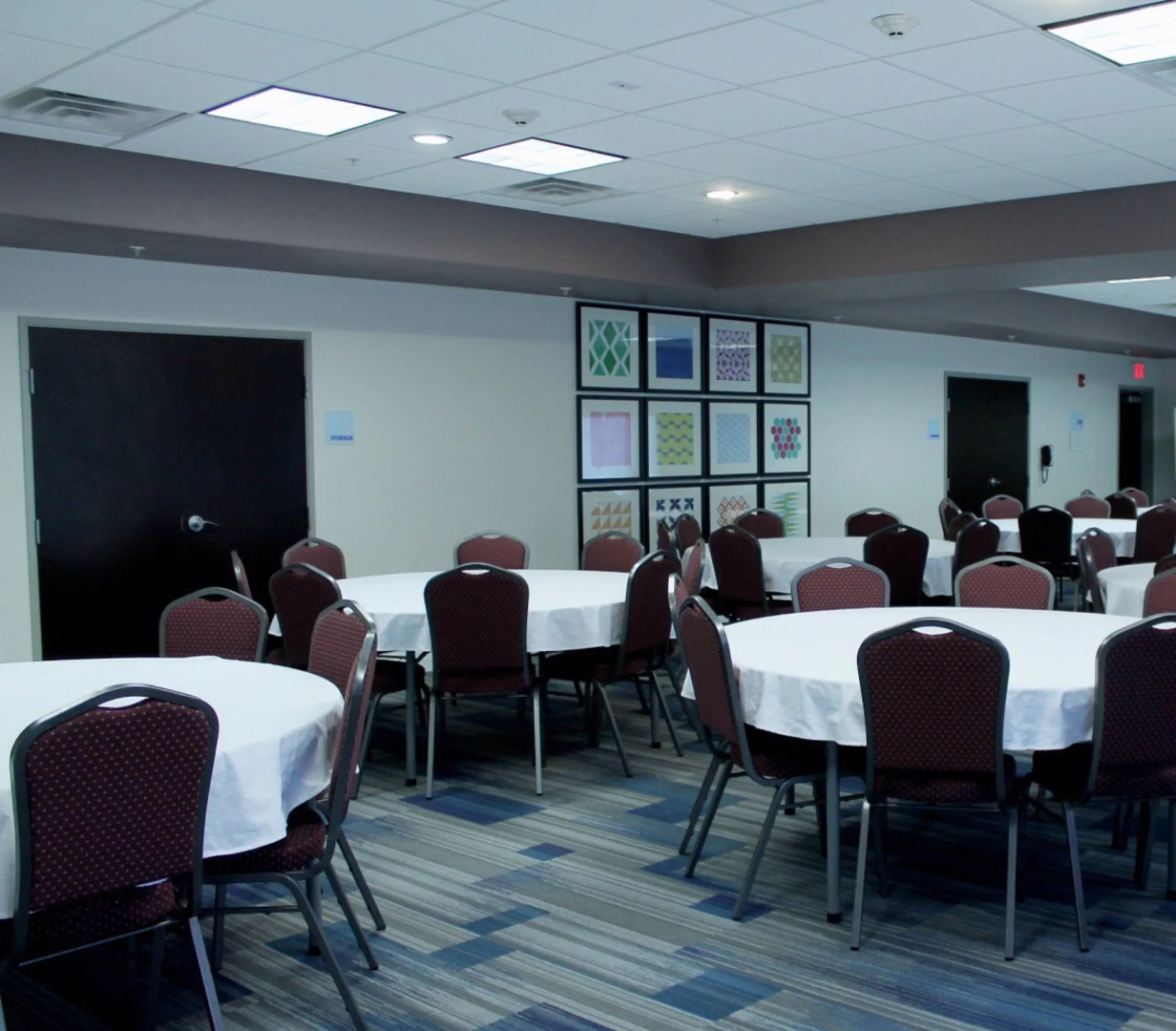 Holiday Inn Express & Suites Glasgow by IHG