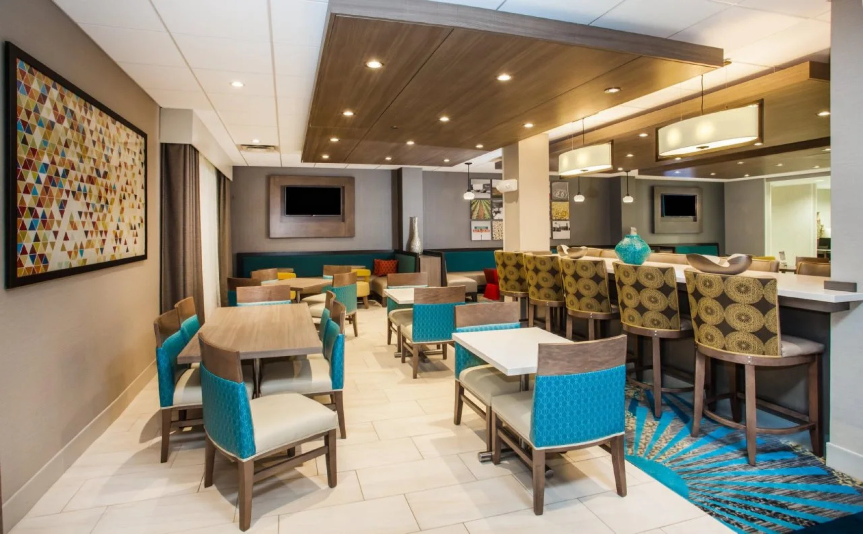 Holiday Inn Express & Suites Litchfield West by IHG