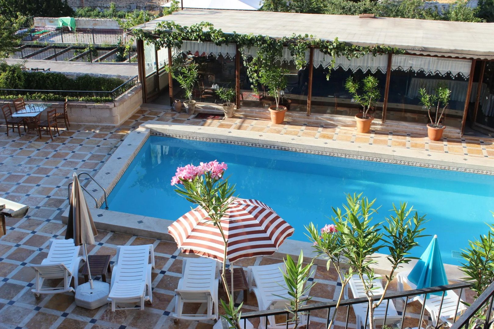 Local Cave House Hotel