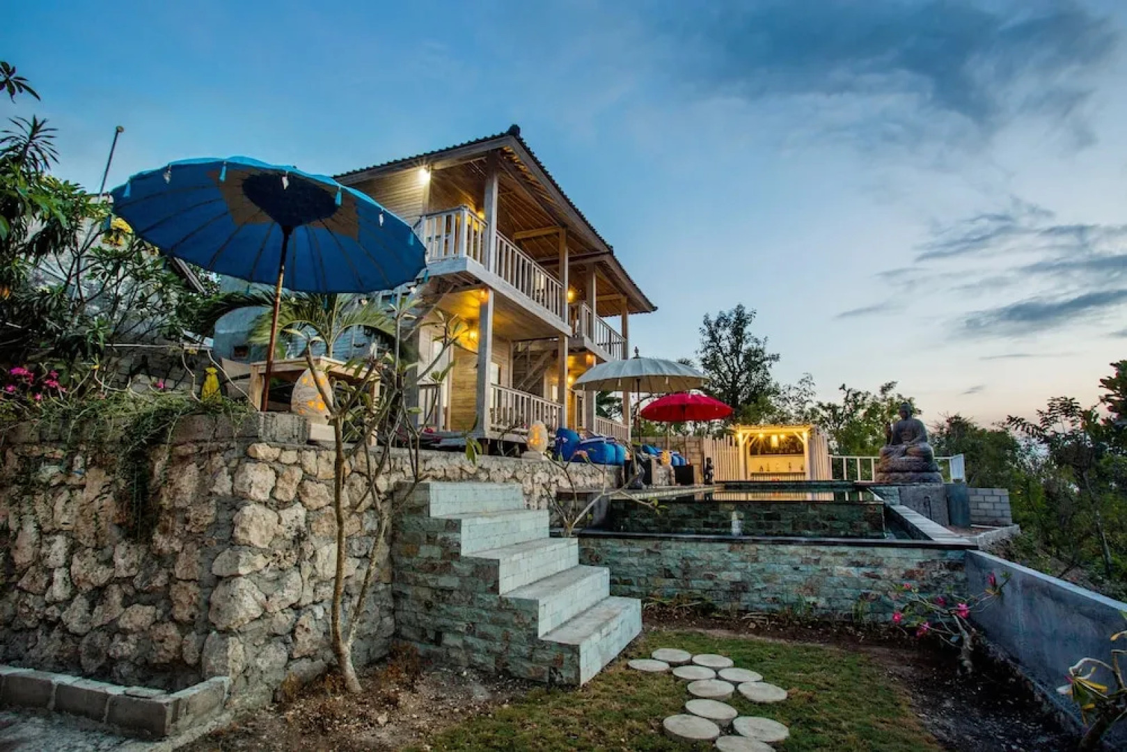 The Puncak Sunset Ceningan