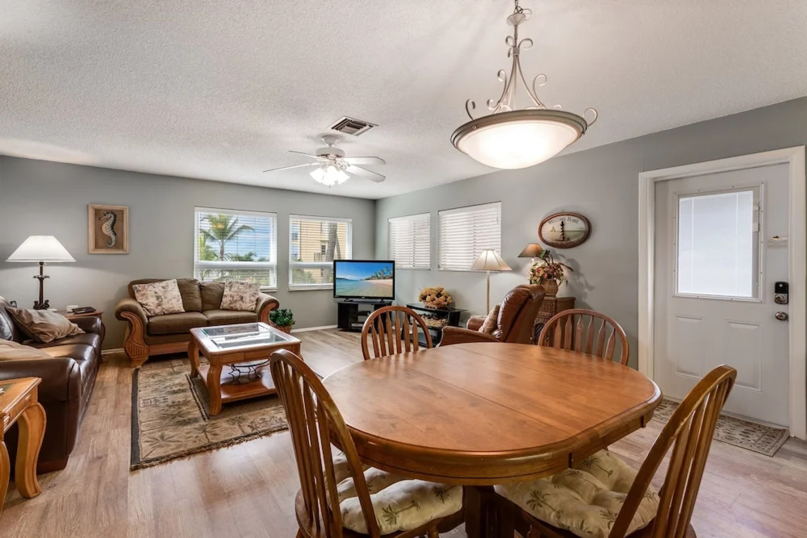 Sea Horse Upper Level