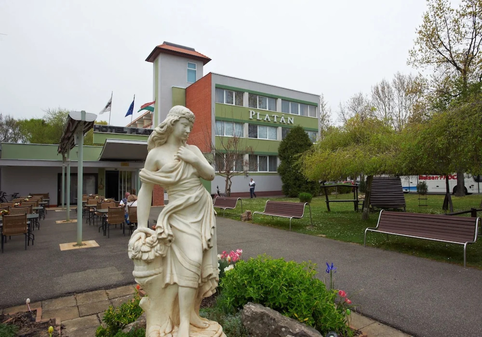 Komfort Hotel Platán