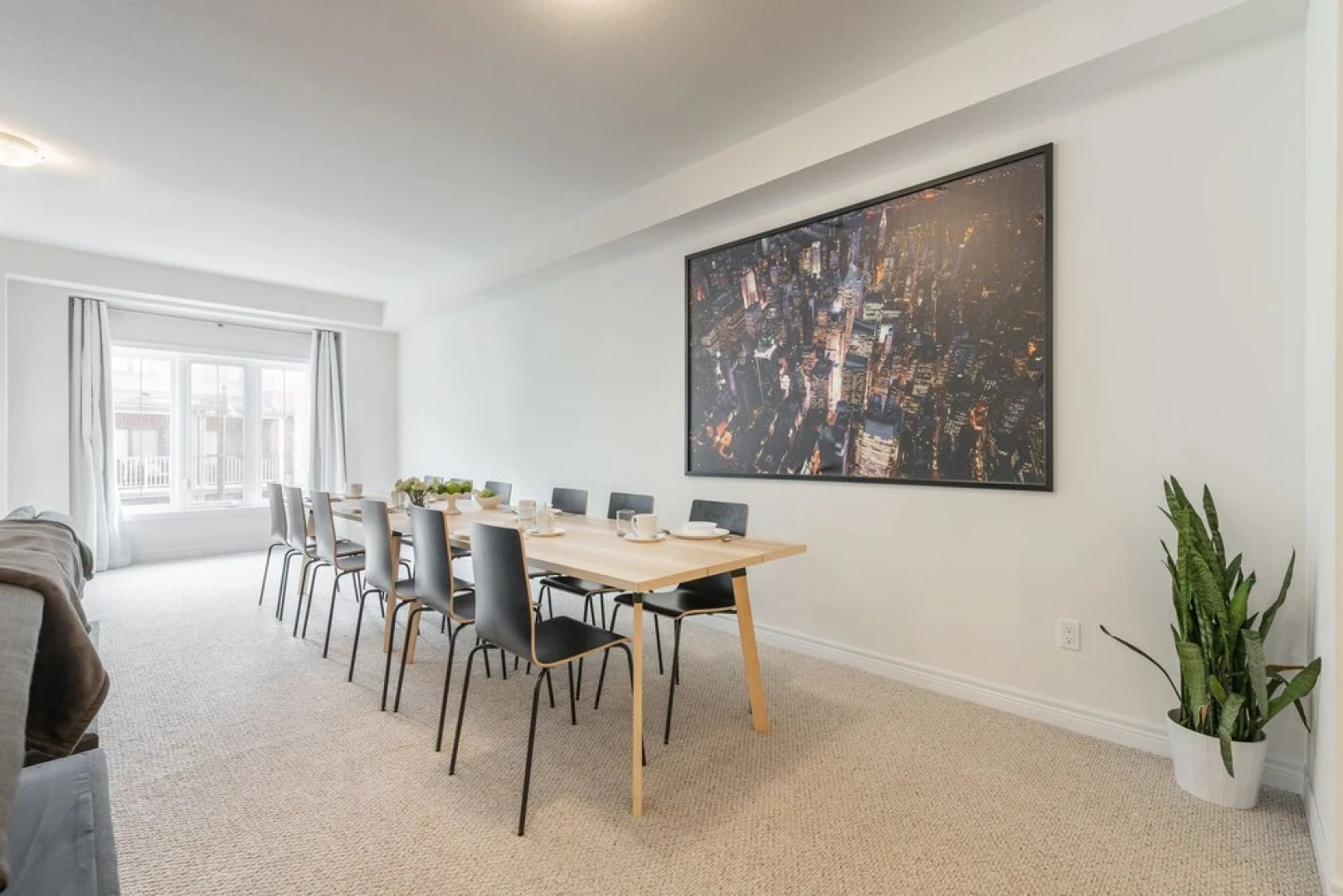 Gorgeous Brand New Spacious Town House