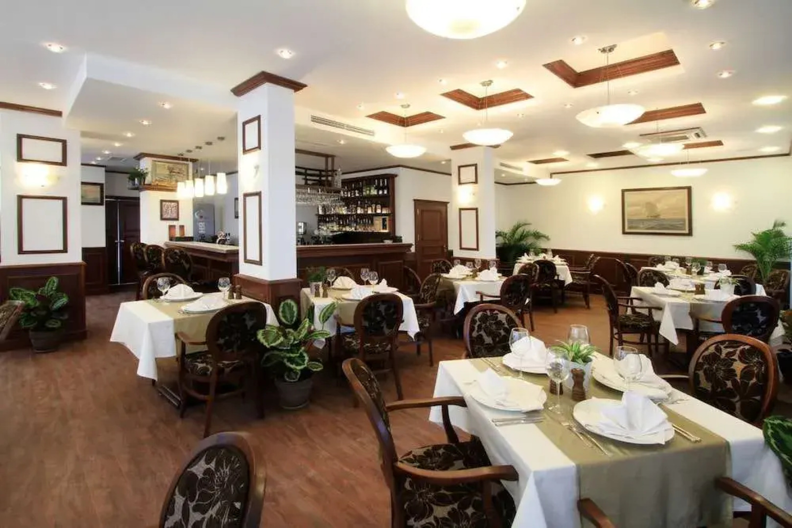 Long Beach Resort And Spa