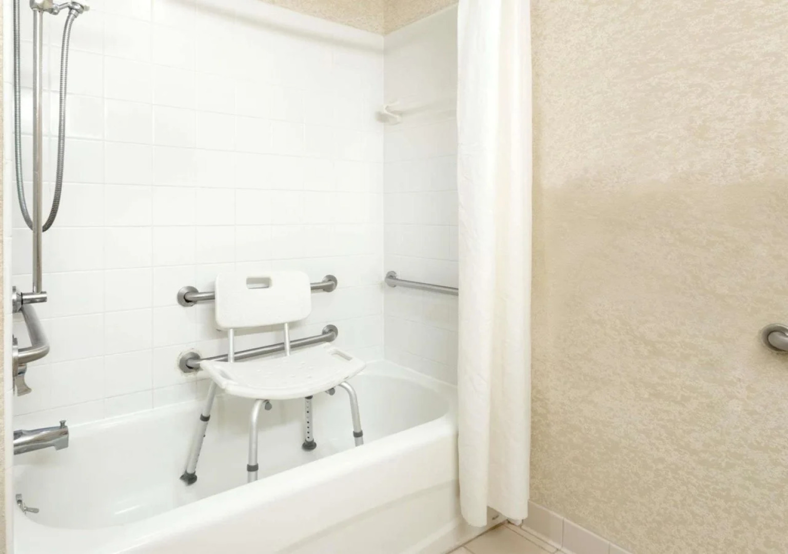 Microtel Inn & Suites by Wyndham Brunswick