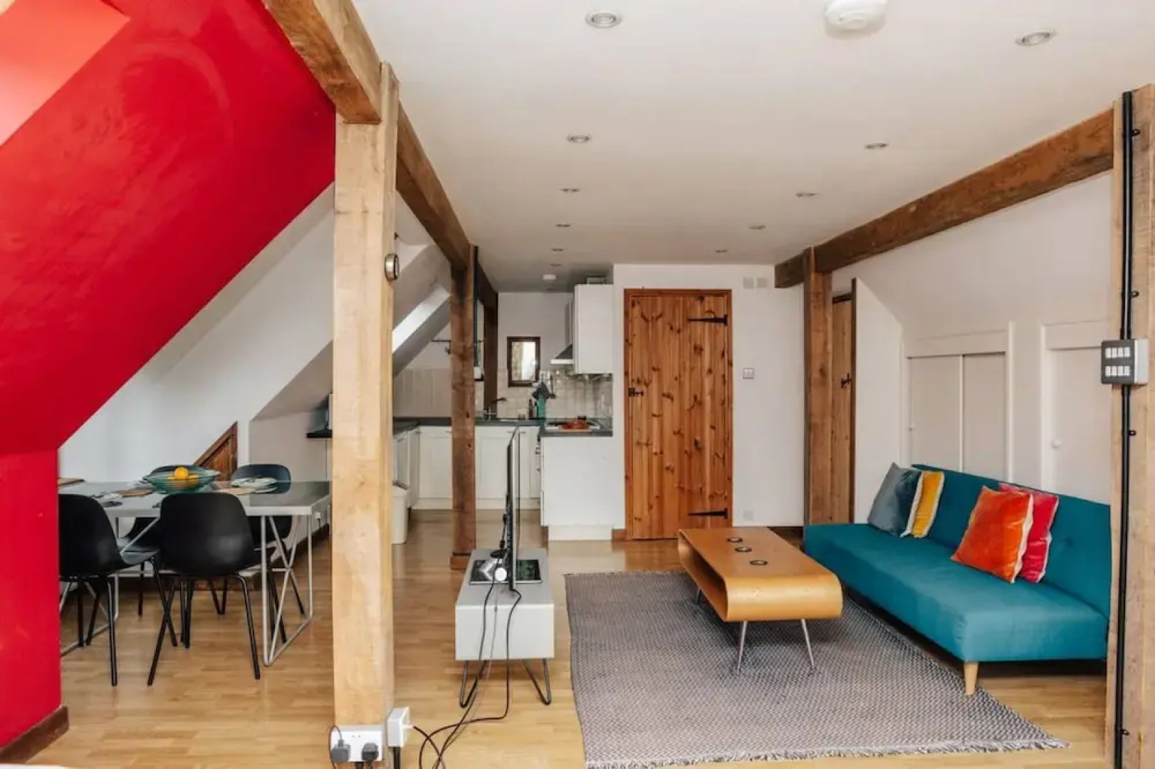 Redwood Retreat - From 110 Per Night