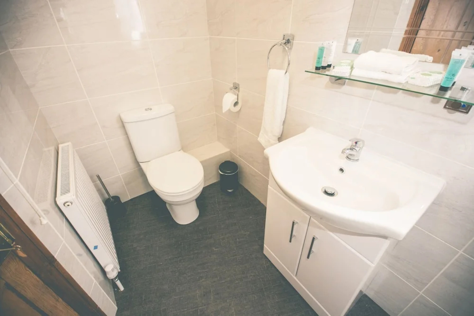 Weycroft Mill House Bed and Breakfast