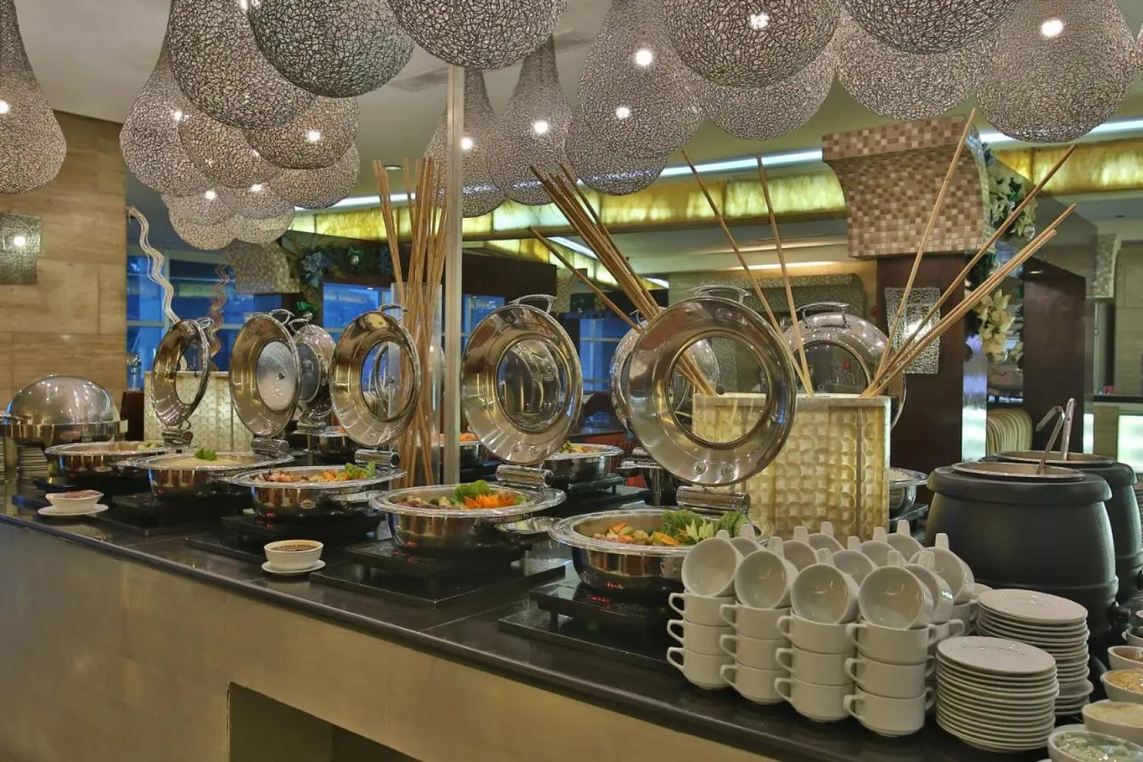 Crown Regency Hotel and Towers