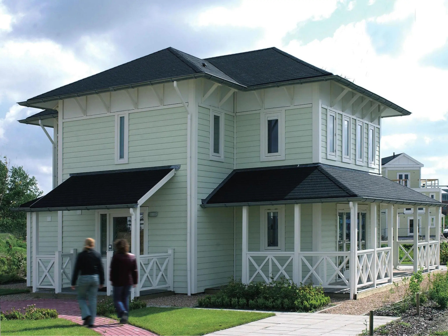 Comfortable Villa With Three Bathrooms, Near Rockanje