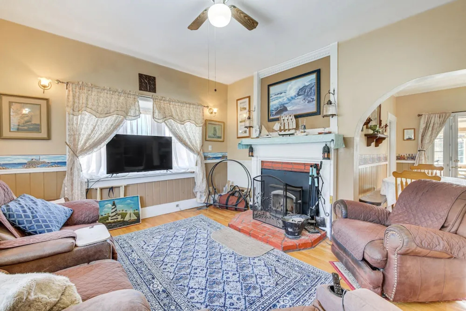 Spacious Round Pond House w/ On-site Trail Access!