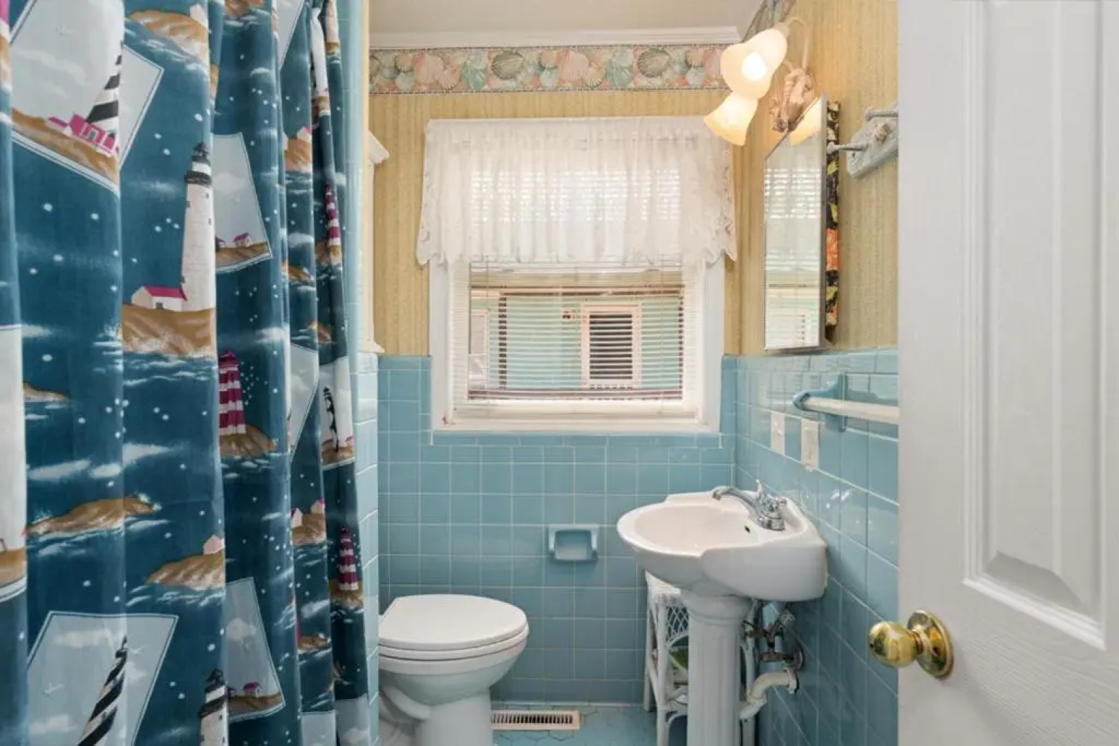 A Summer Fling by Oak Island Accommodations